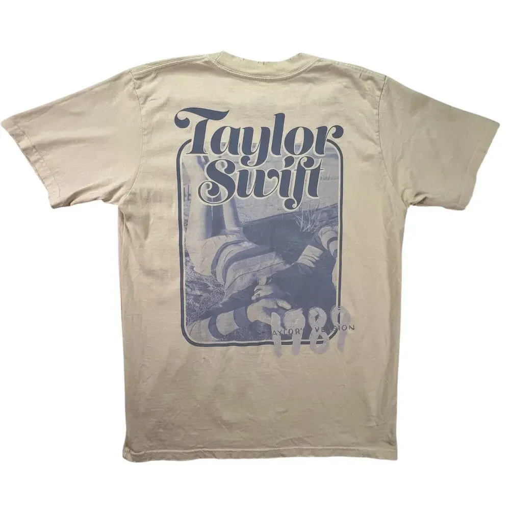 Taylor Swift 1989 Taylor's Version Stay Tee M Official Merch Yellow Graphic Top - Picture 3 of 16